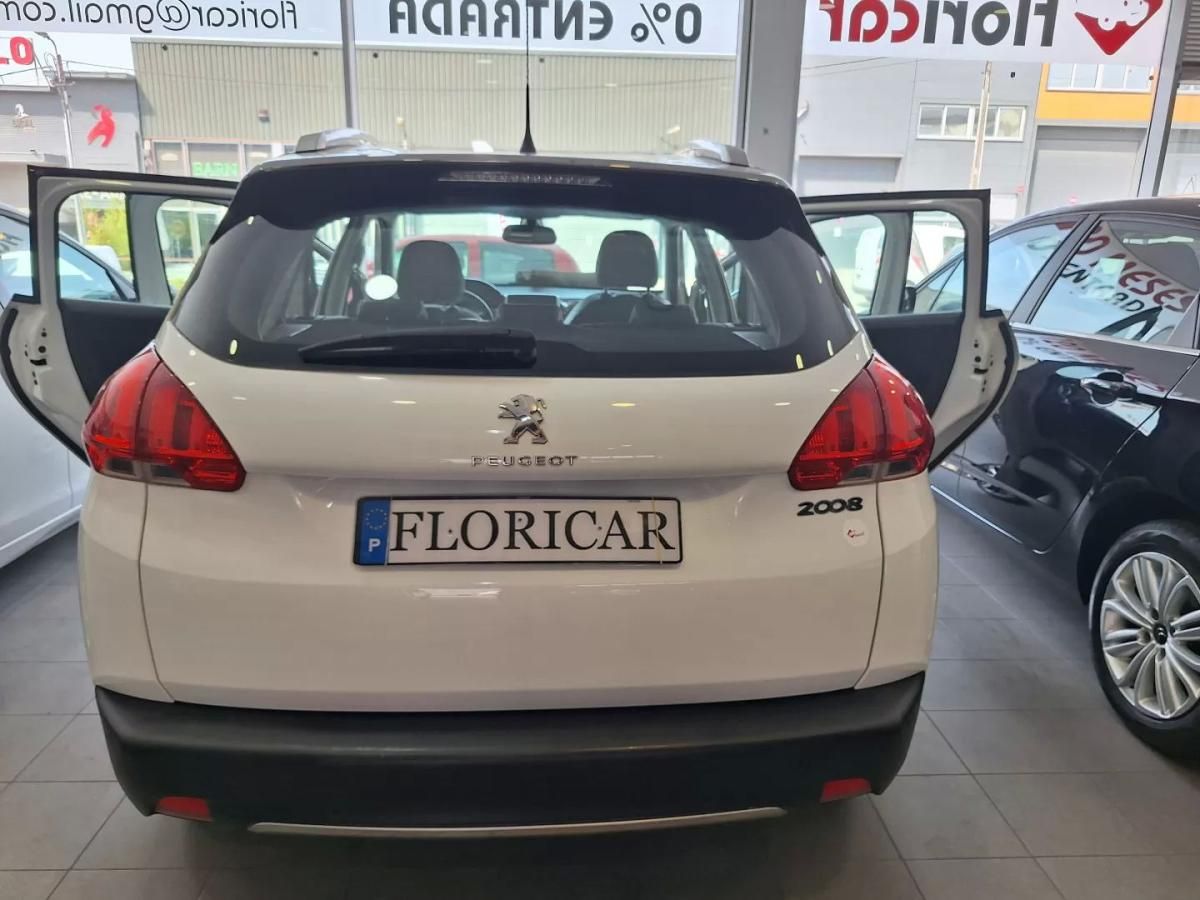 peugeot-2008-2015-gasolina-1199cc