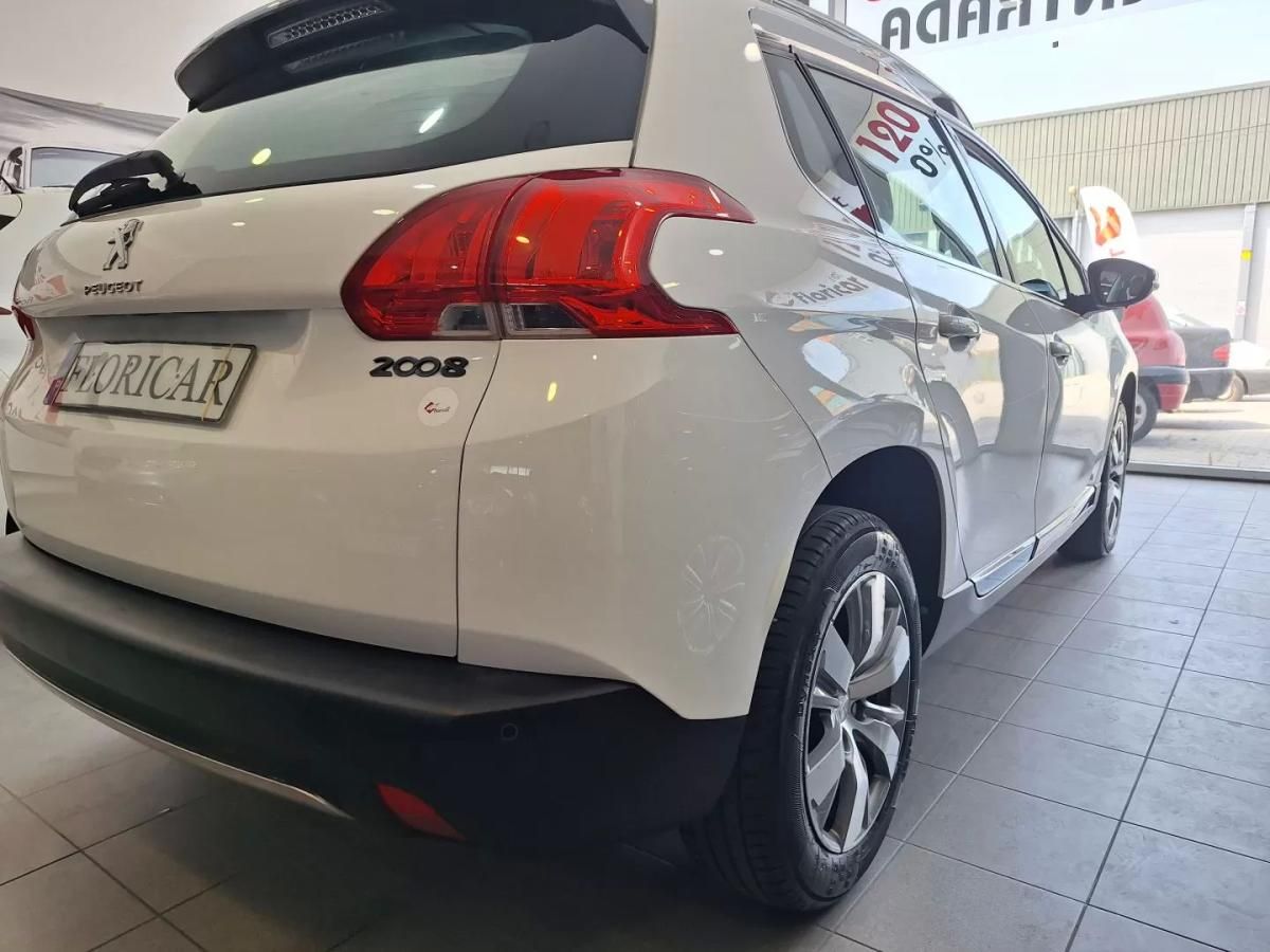 peugeot-2008-2015-gasolina-1199cc