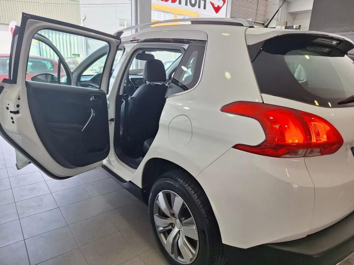 peugeot-2008-2015-gasolina-1199cc