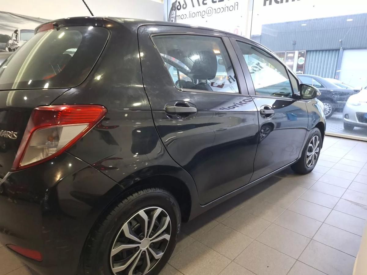 toyota-yaris-2012-gasolina-998cc