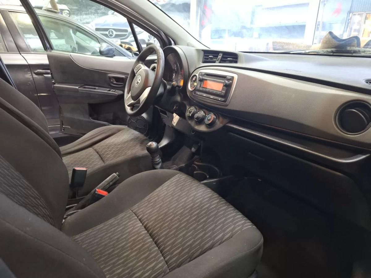 toyota-yaris-2012-gasolina-998cc