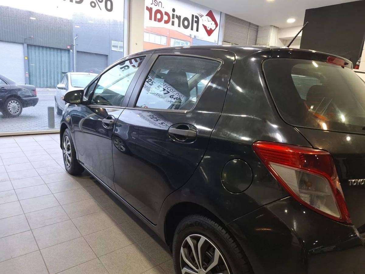 toyota-yaris-2012-gasolina-998cc