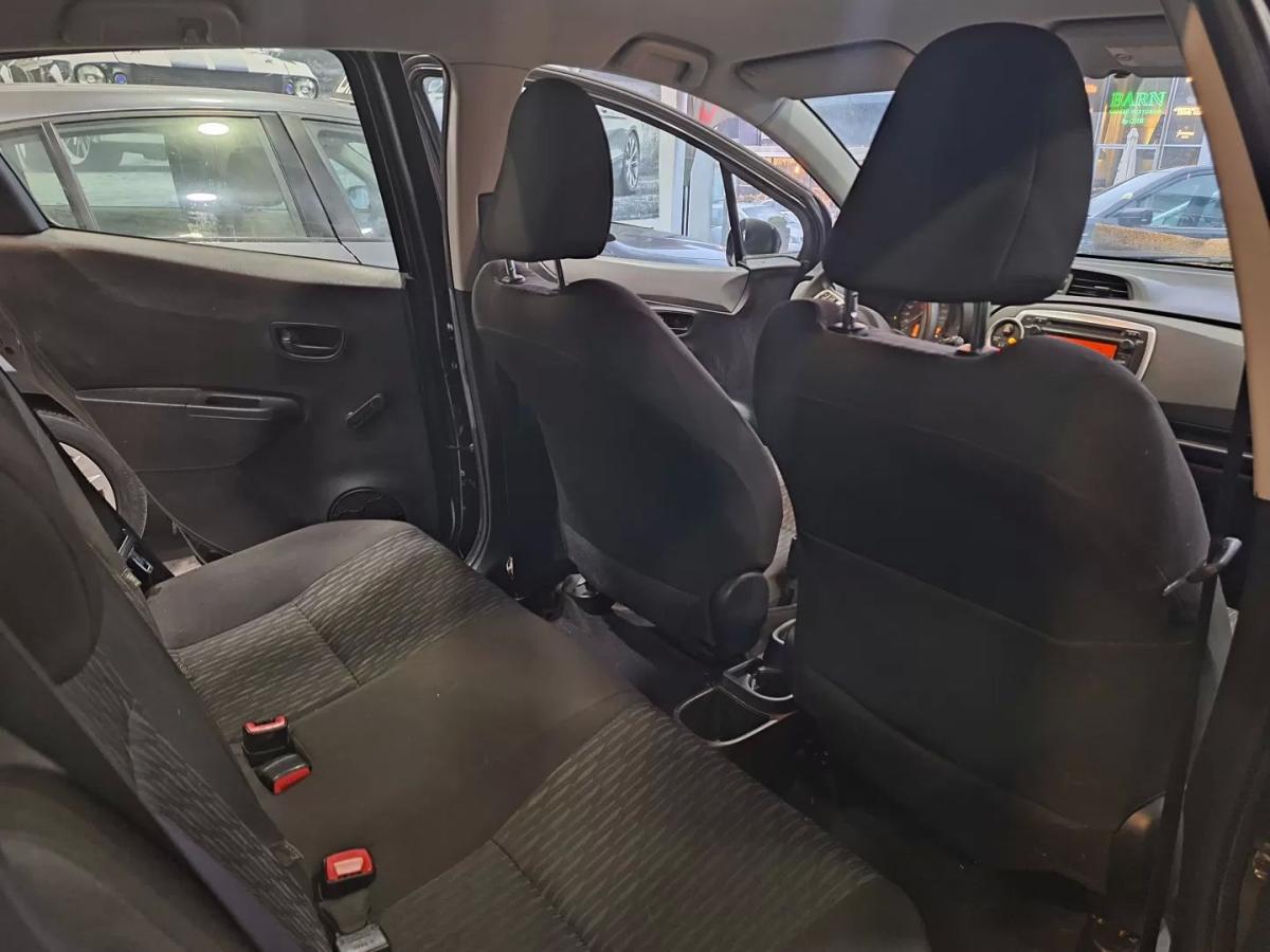 toyota-yaris-2012-gasolina-998cc