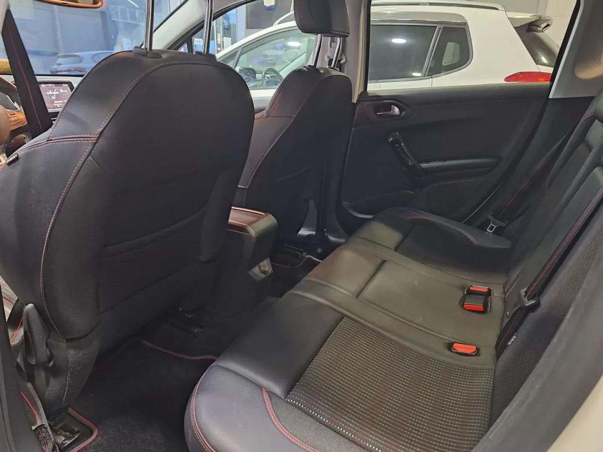 peugeot-2008-2016-gasolina-1199cc