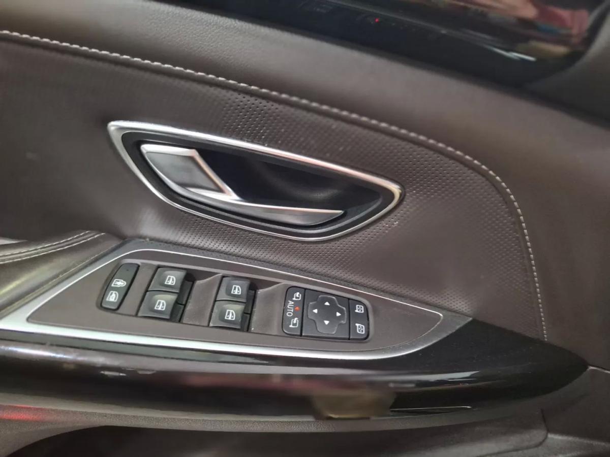 renault-espace-2015-diesel-1598cc