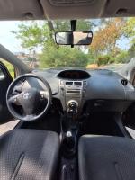 toyota-yaris-2011-gasolina-998cc