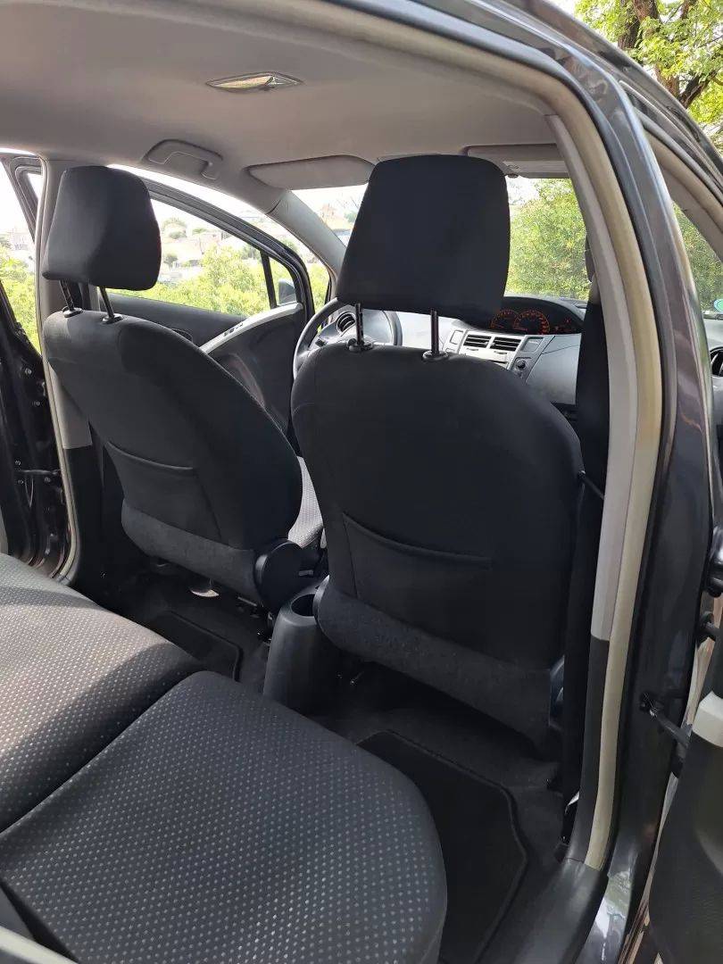 toyota-yaris-2011-gasolina-998cc