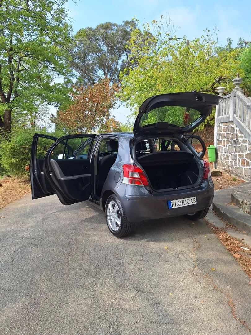 toyota-yaris-2011-gasolina-998cc
