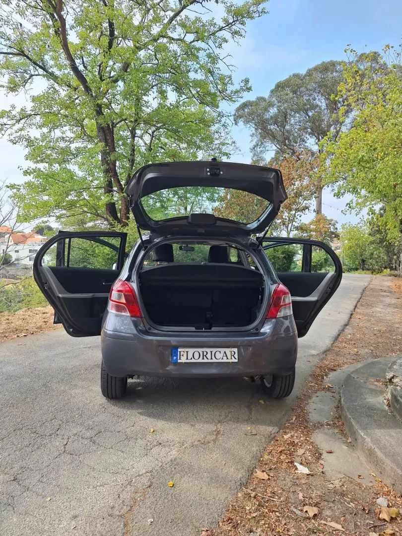toyota-yaris-2011-gasolina-998cc