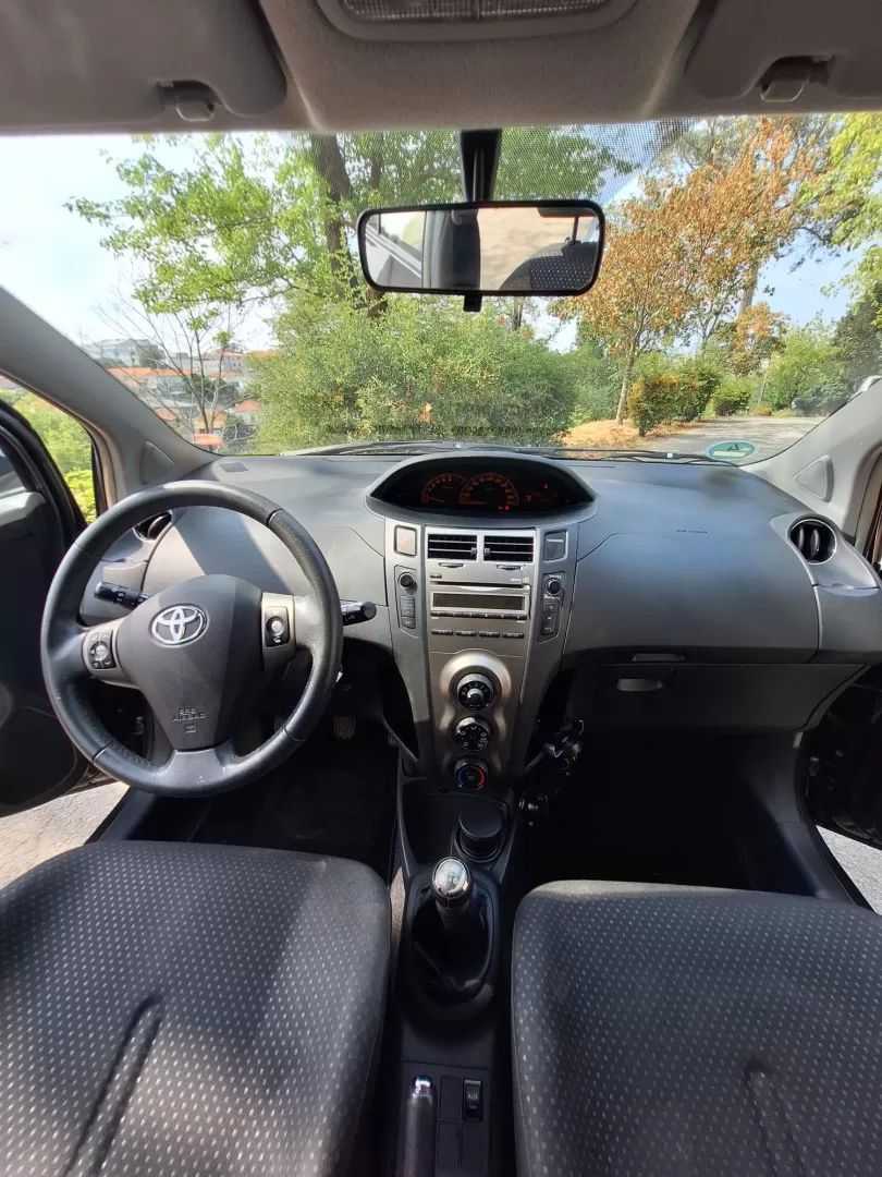 toyota-yaris-2011-gasolina-998cc