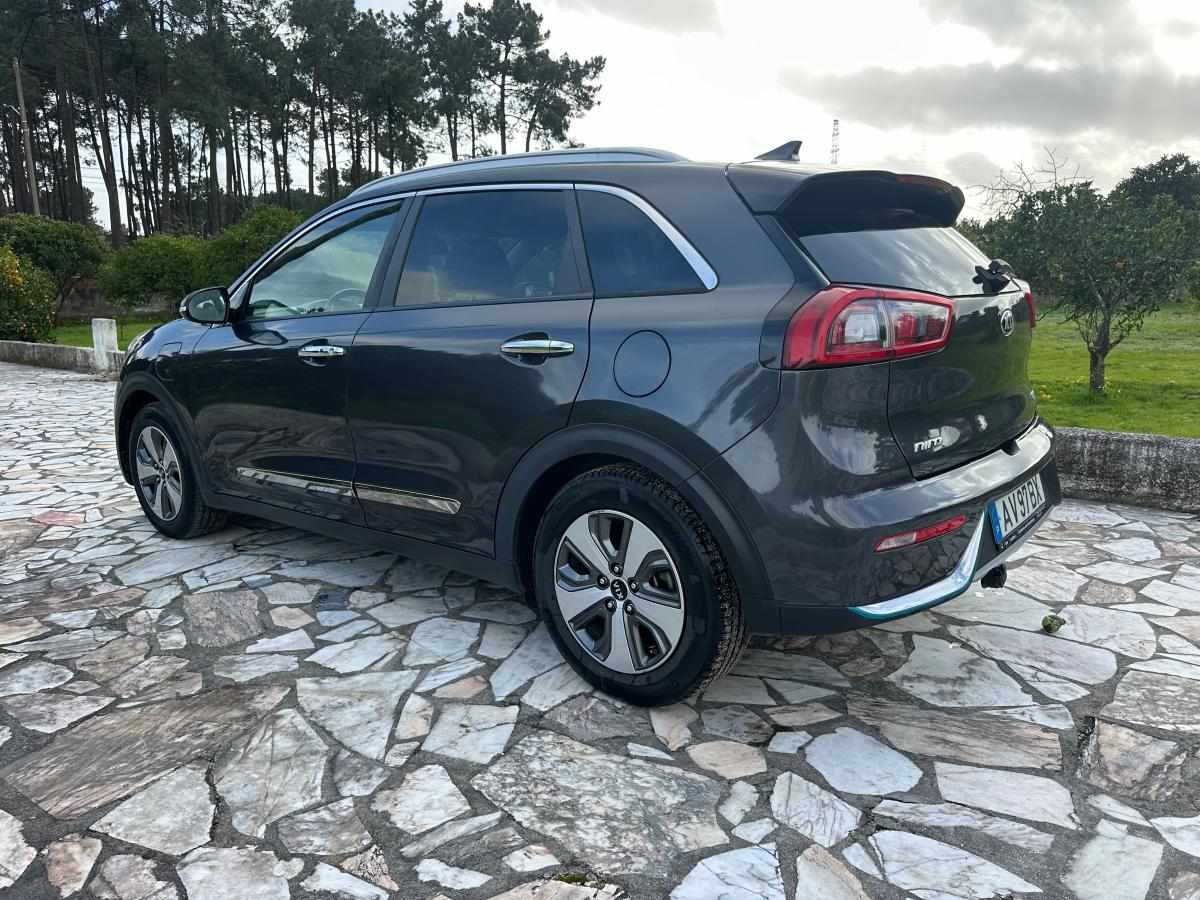 kia-niro-1-6-2019-gasolina-1580cc