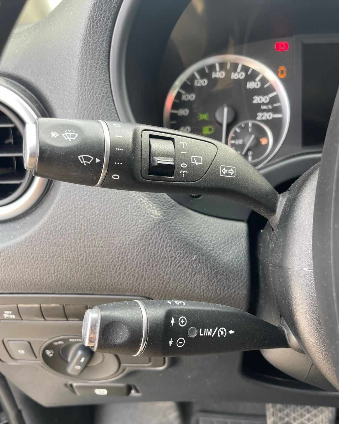 mercedes-benz-vito-2-1-190cv-2017-diesel-2143cc