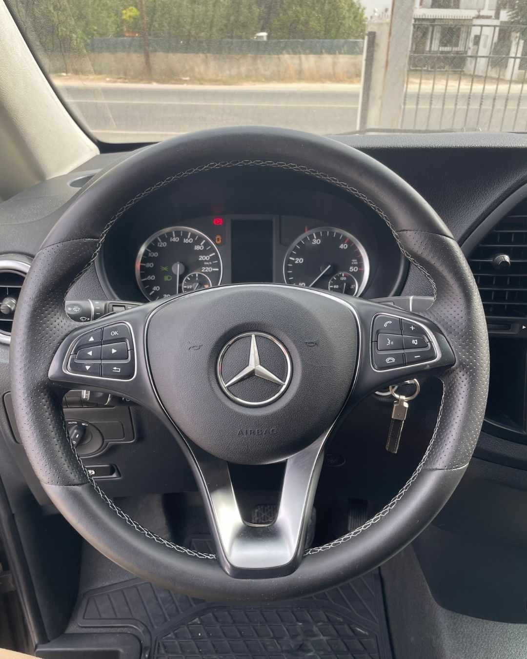 mercedes-benz-vito-2-1-190cv-2017-diesel-2143cc