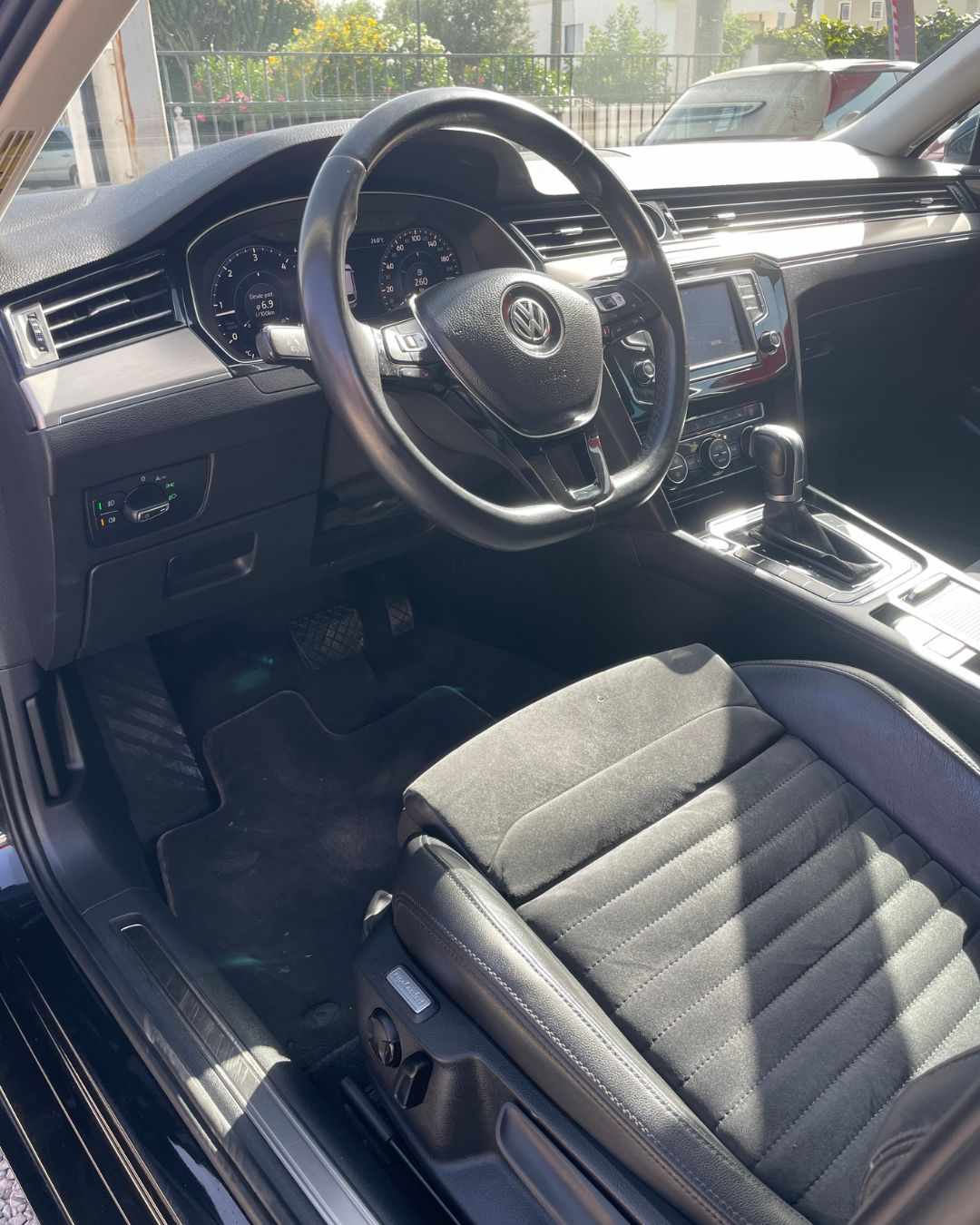 volkswagen-passat-1-6-tdi-2017-diesel-1598cc