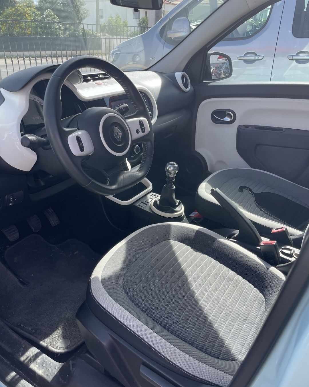 renault-twingo-0-9-tce-2016-gasolina-898cc