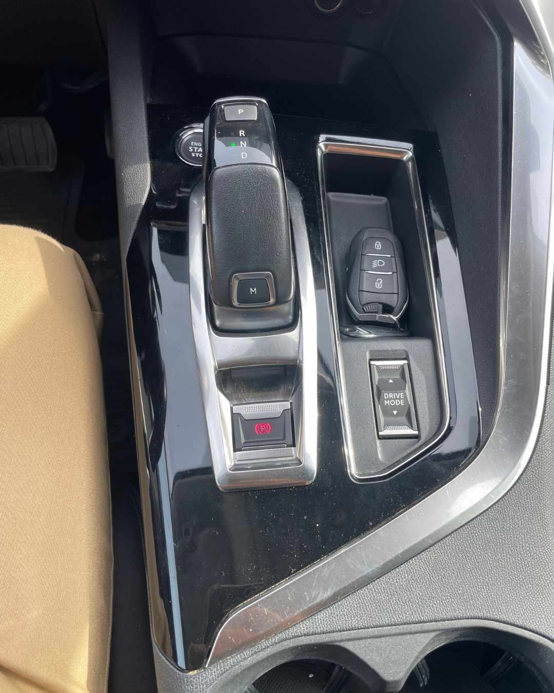 peugeot-5008-1-5-bluehdi-2022-diesel-1499cc
