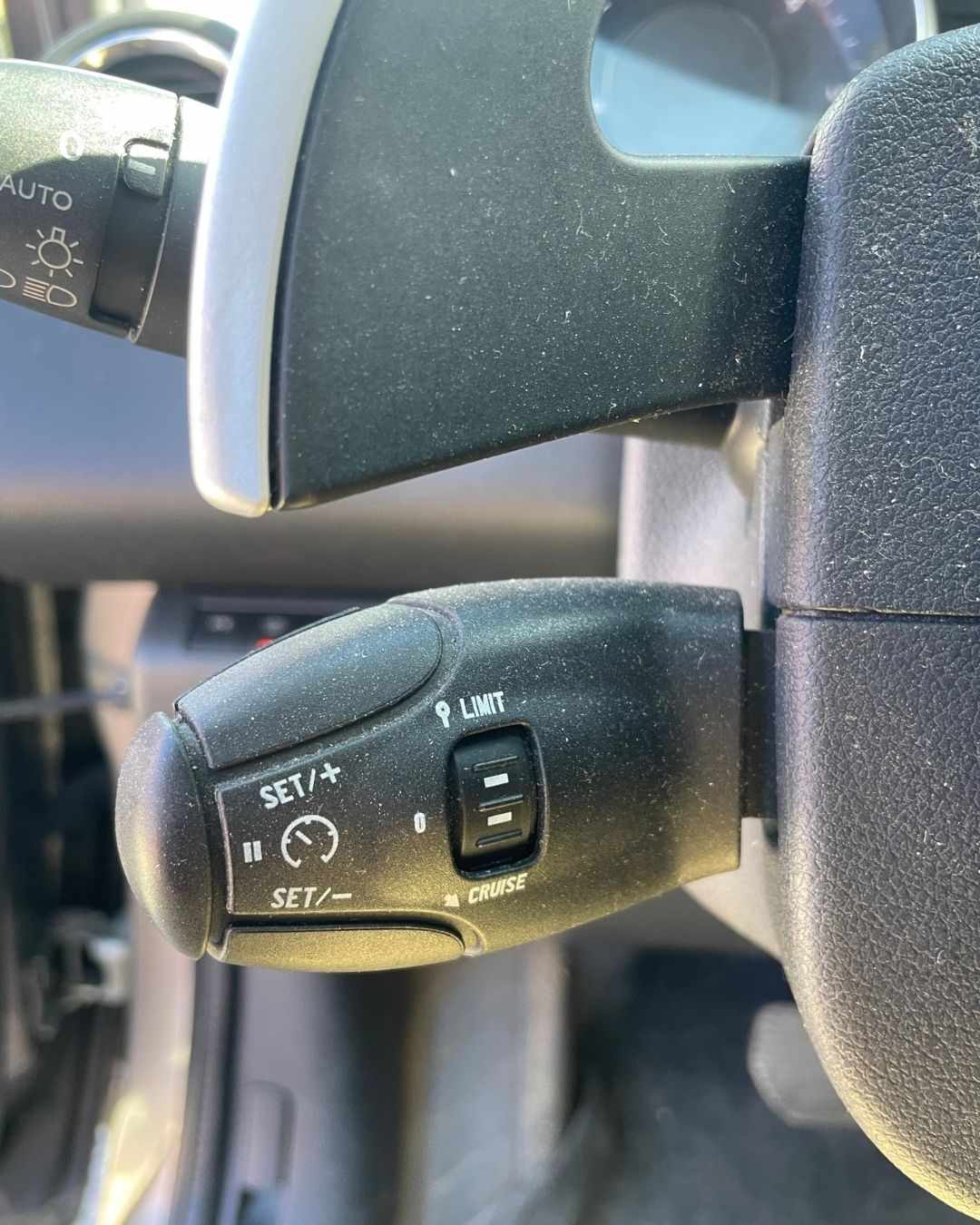 peugeot-5008-1-6-hdi-fap-2012-diesel-1560cc