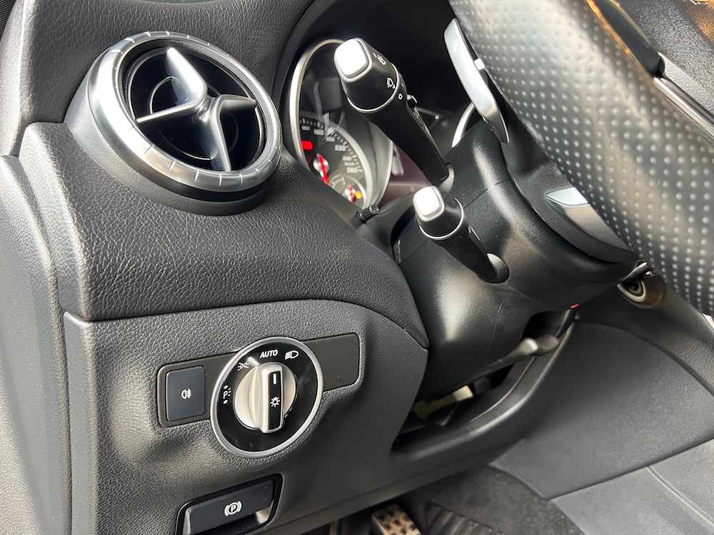 mercedes-benz-cla-220-cdi-shooting-brake-2016-diesel-2143cc