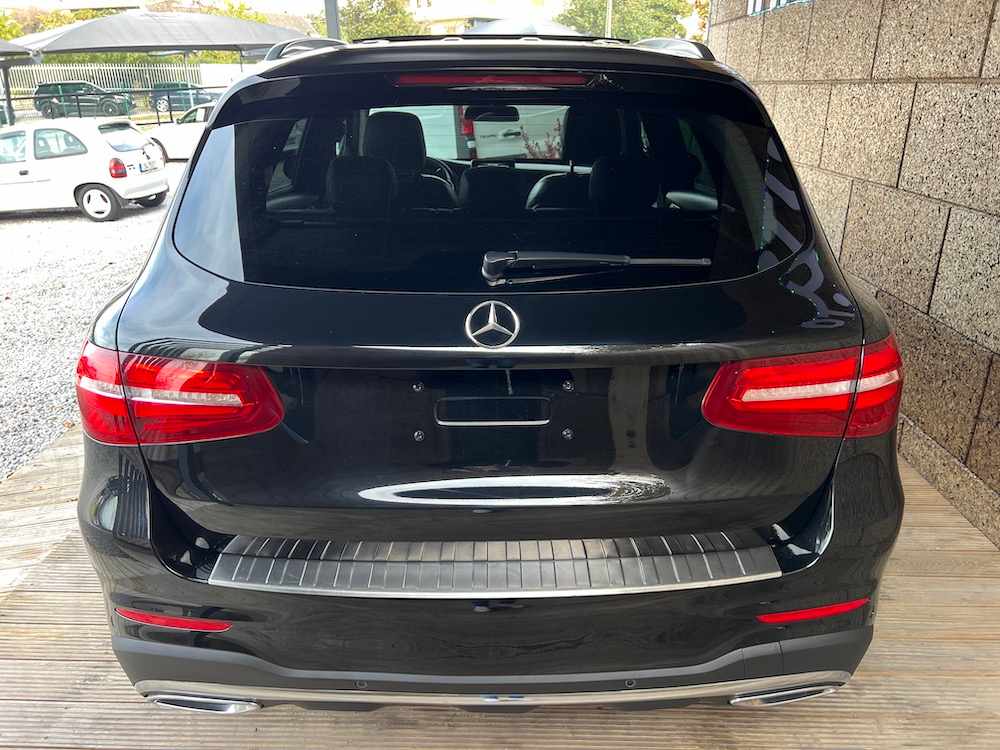 mercedes-benz-glc-220-d-2-1-4matic-2018-diesel-2143cc