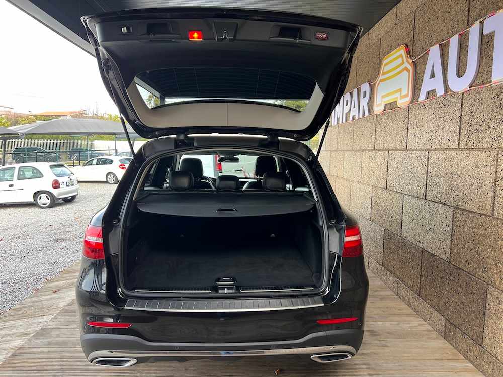 mercedes-benz-glc-220-d-2-1-4matic-2018-diesel-2143cc