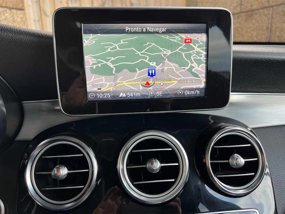 mercedes-benz-glc-220-d-2-1-4matic-2018-diesel-2143cc