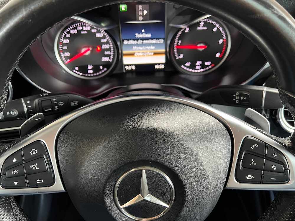 mercedes-benz-glc-220-d-2-1-4matic-2018-diesel-2143cc