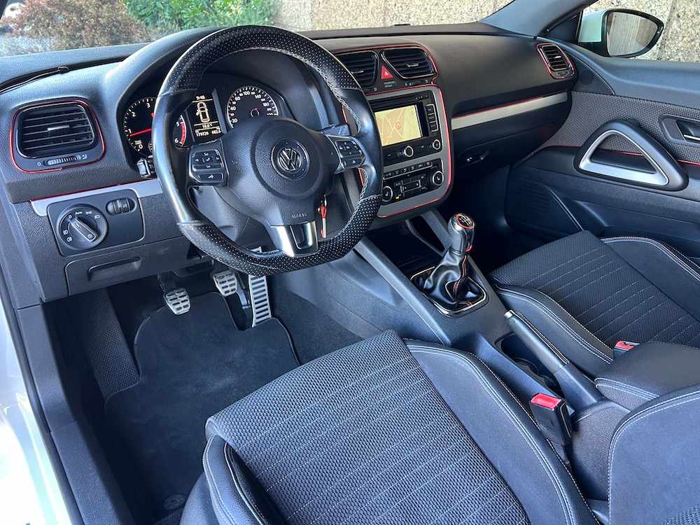 volkswagen-scirocco-2-0-tdi-2012-diesel-1968cc