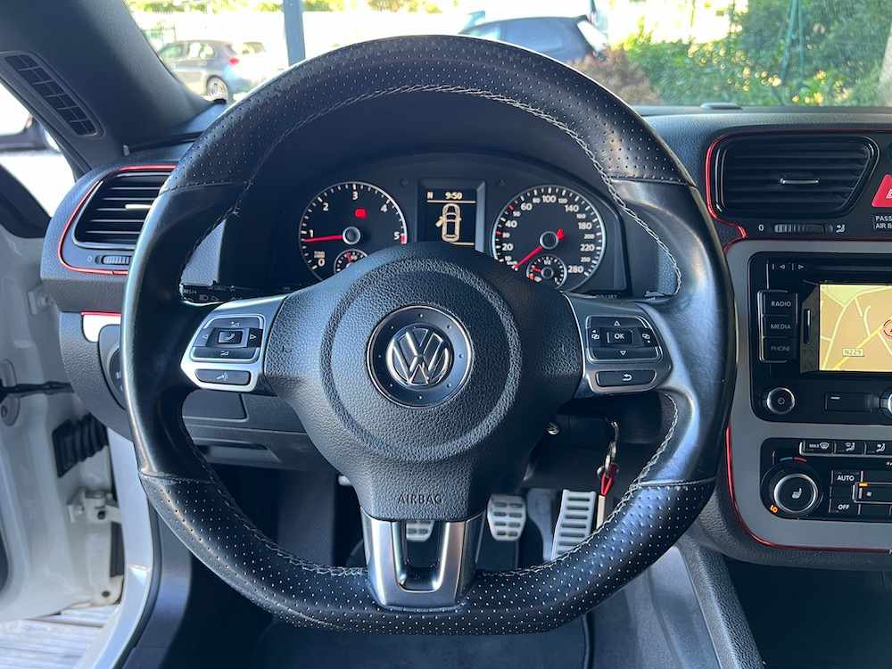 volkswagen-scirocco-2-0-tdi-2012-diesel-1968cc
