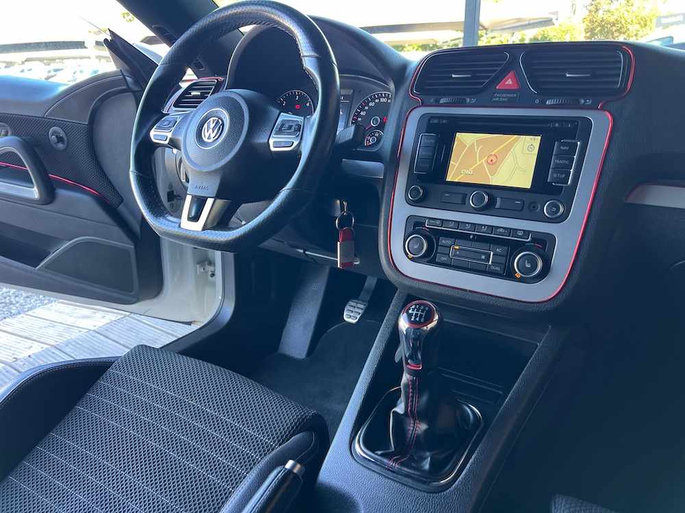 volkswagen-scirocco-2-0-tdi-2012-diesel-1968cc
