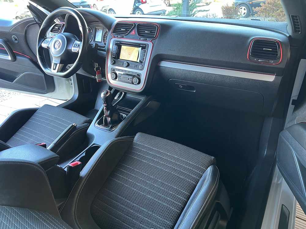 volkswagen-scirocco-2-0-tdi-2012-diesel-1968cc