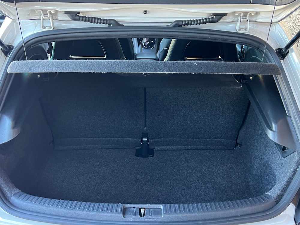 volkswagen-scirocco-2-0-tdi-2012-diesel-1968cc