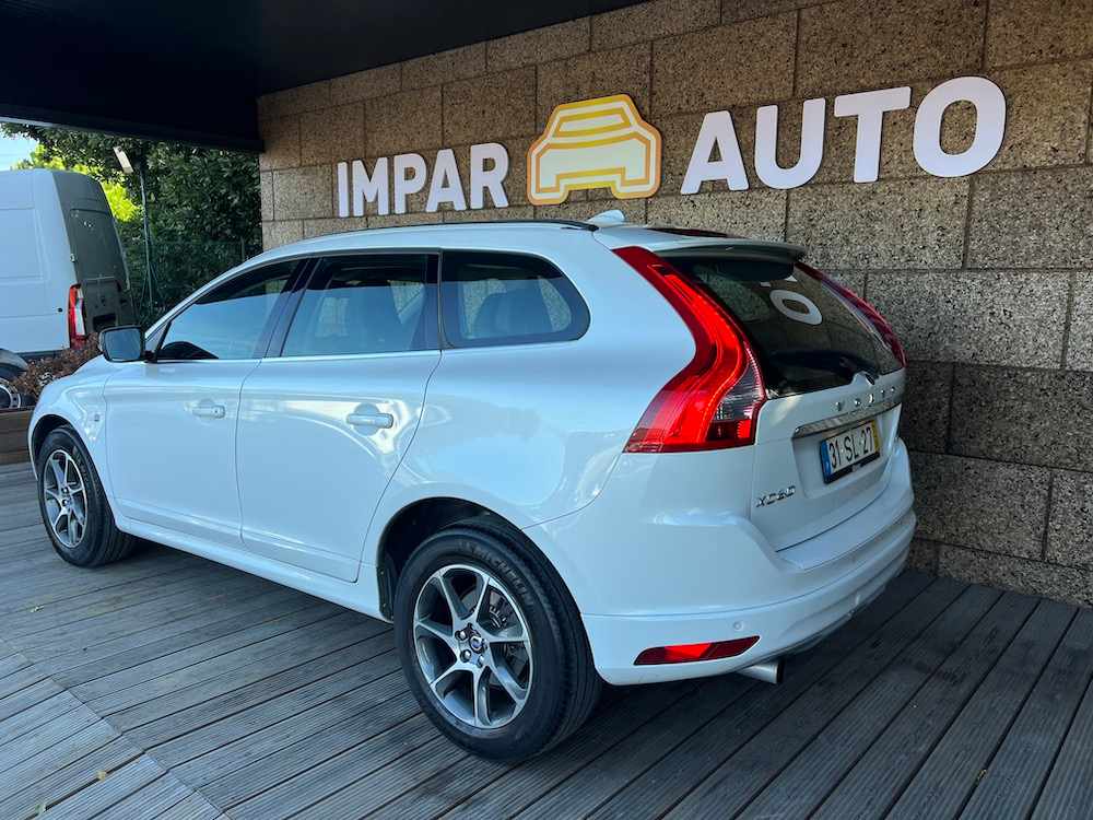 volvo-xc60-2-0-d3-2017-diesel-1969cc