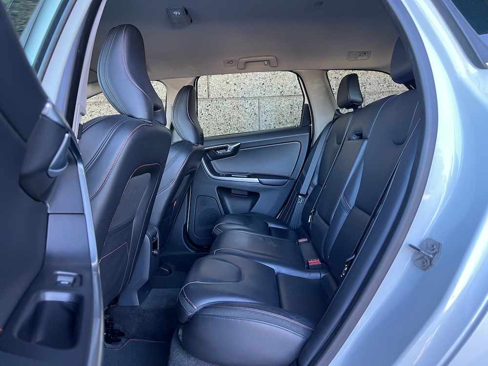 volvo-xc60-2-0-d3-2017-diesel-1969cc
