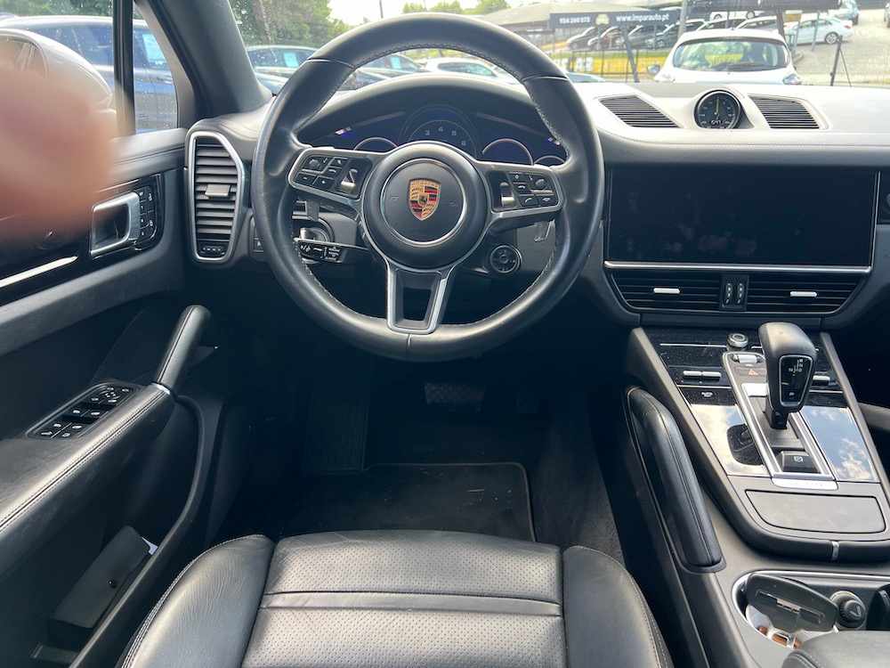 porsche-cayenne-e-hybrid-2022-gasolina-2995cc