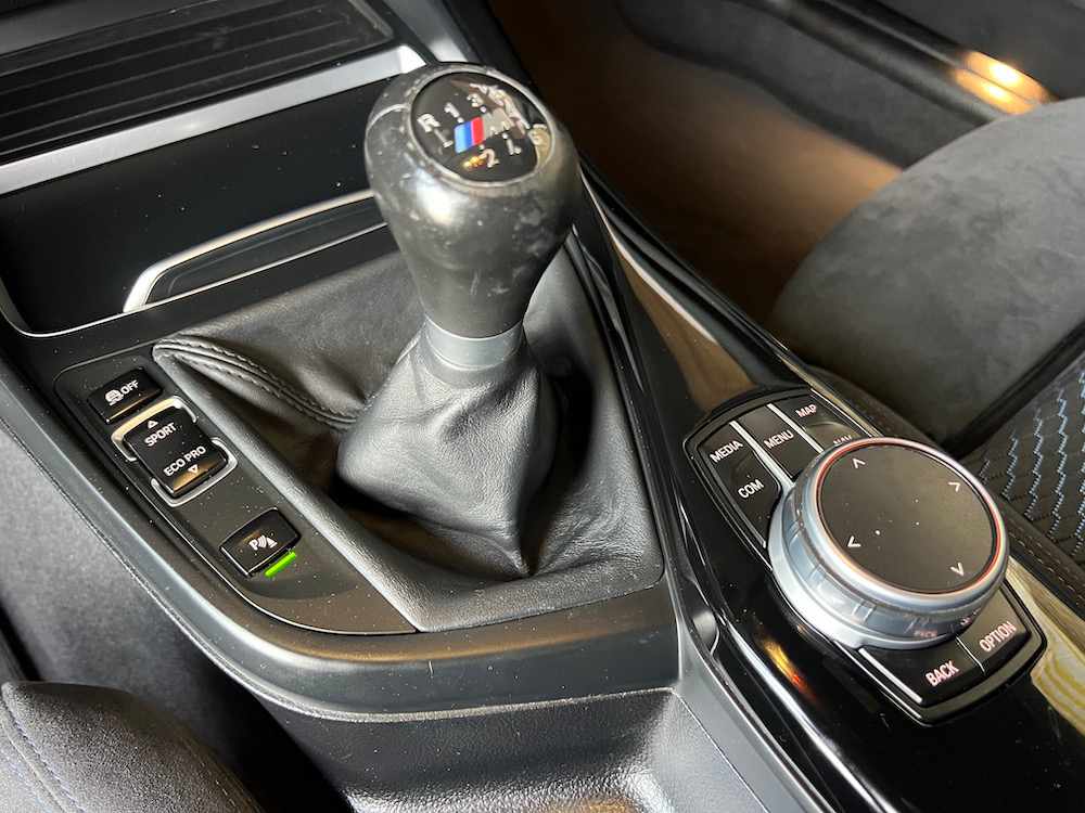 bmw-serie-1-118i-2017-gasolina-1499cc