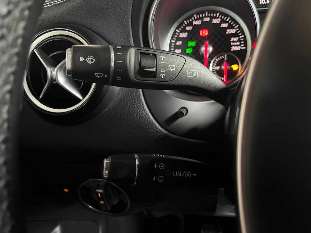 mercedes-benz-classe-a-a-180-2017-gasolina-1595cc