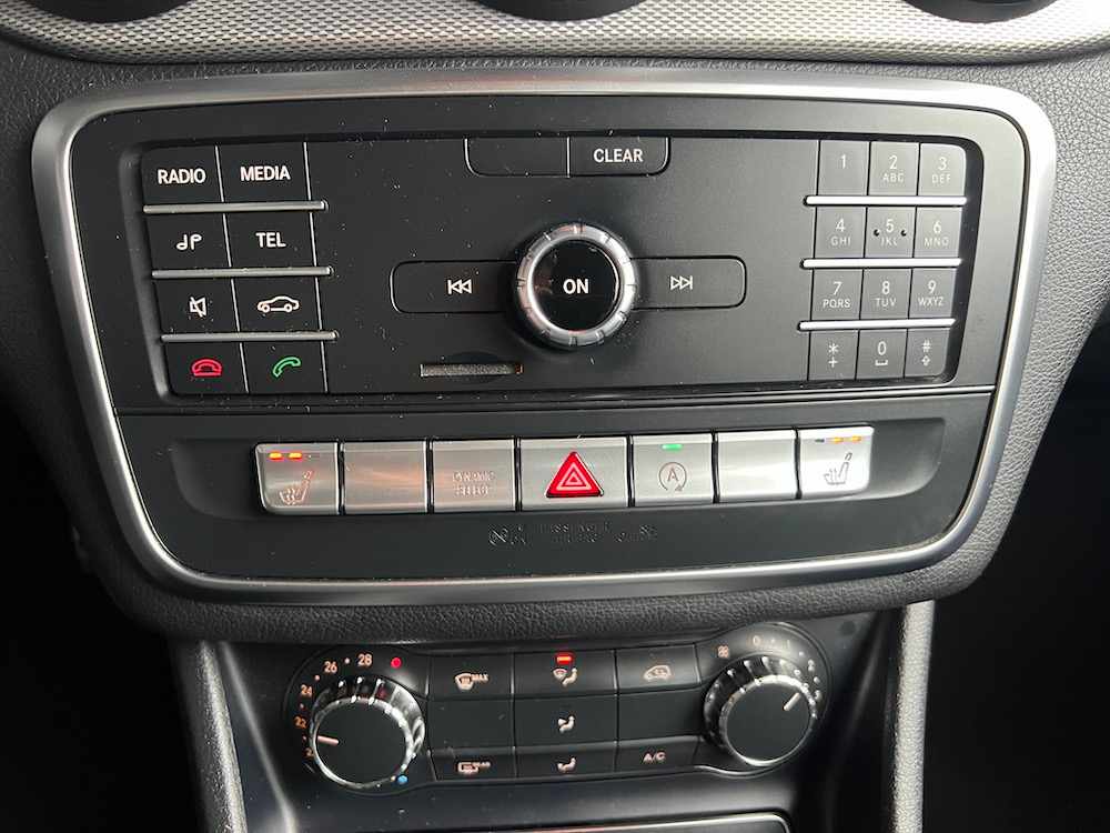 mercedes-benz-classe-a-a-180-2017-gasolina-1595cc