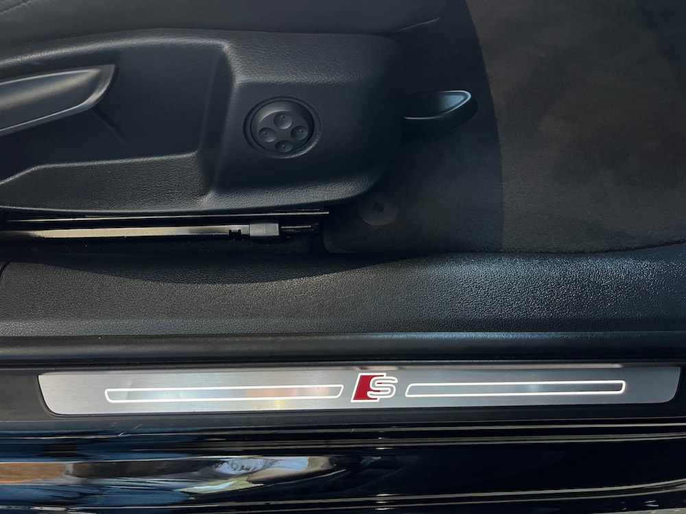 audi-a4-avant-2-0-tdi-190-2016-diesel-2000cc