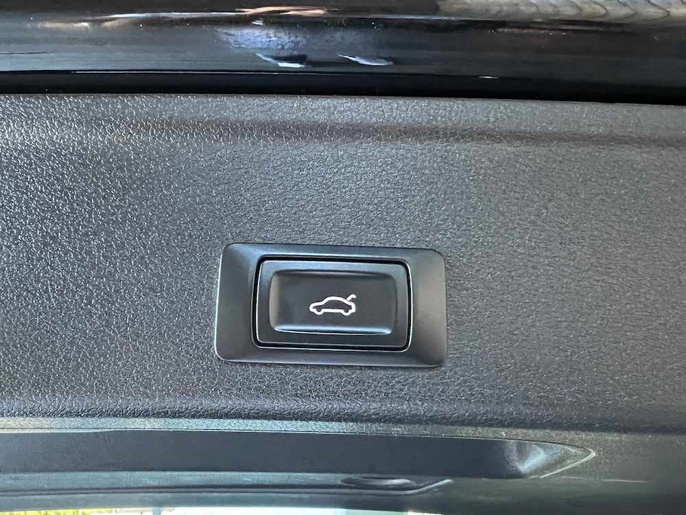audi-a4-avant-2-0-tdi-190-2016-diesel-2000cc