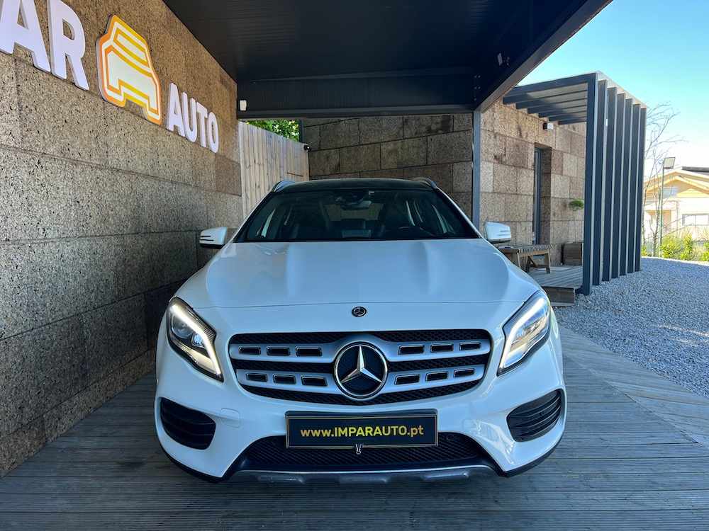 mercedes-benz-gla-220-d-4matic-2017-diesel-2143cc