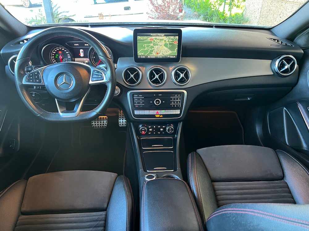 mercedes-benz-gla-220-d-4matic-2017-diesel-2143cc