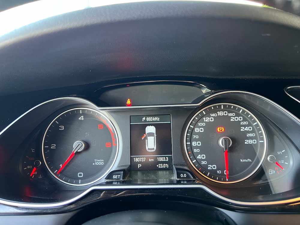 audi-a4-avant-2-0-tdi-190-2016-diesel-2000cc