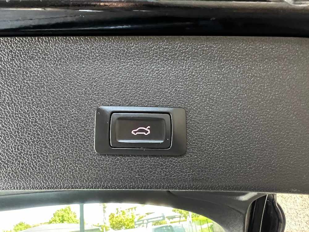 audi-a4-avant-2-0-tdi-190-2016-diesel-2000cc
