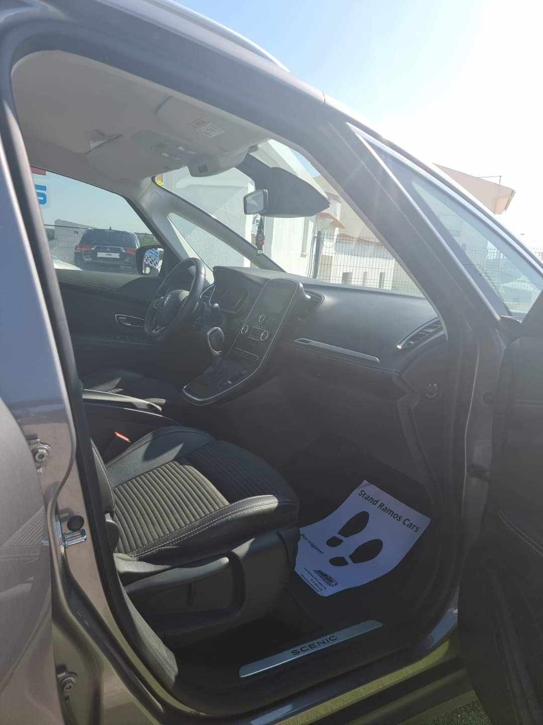 renault-grand-scenic-1-5-2018-diesel-1461cc