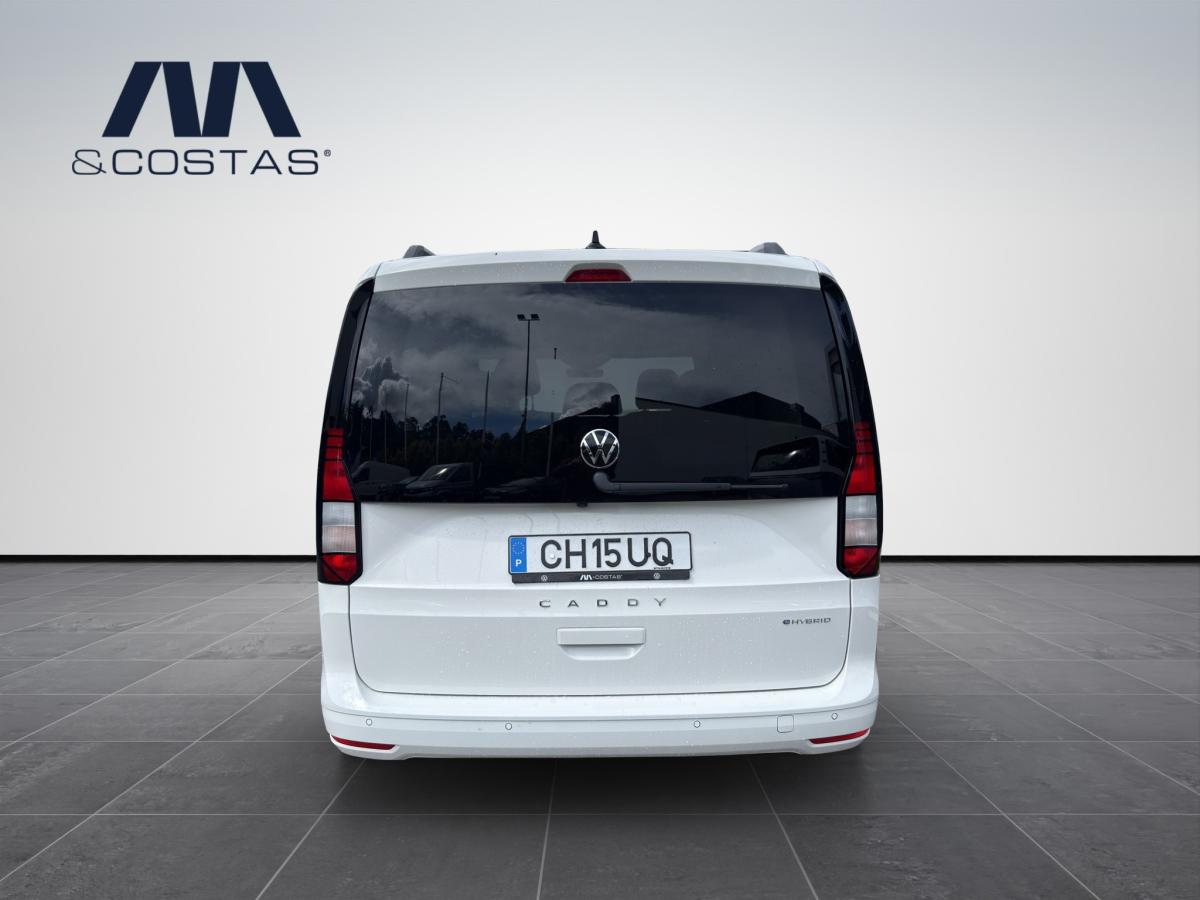 volkswagen-caddy-2026-hibrido-a-gasolina-1498cc