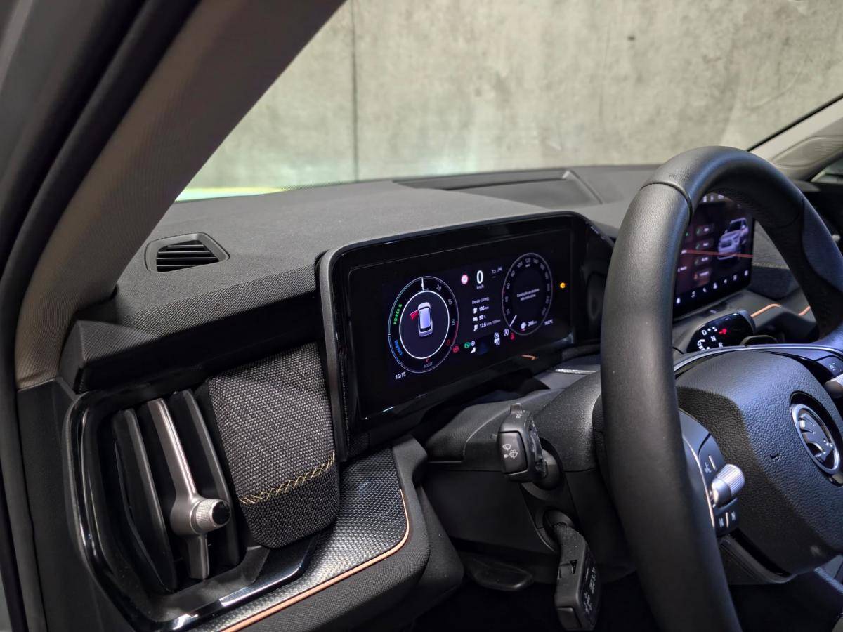 skoda-kodiaq-2024-hibrido-a-gasolina-1498cc