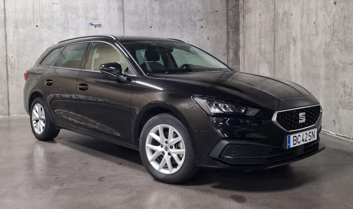 seat-leon-st-2023-gasolina-999cc