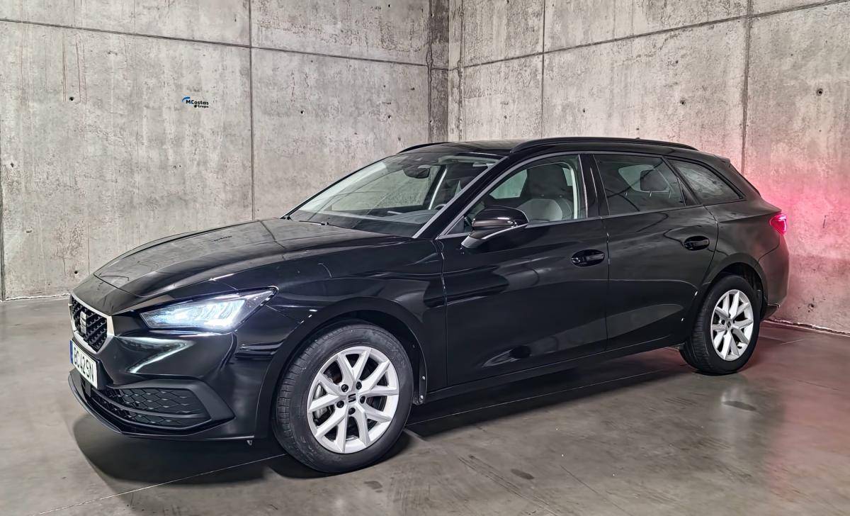 seat-leon-st-2023-gasolina-999cc