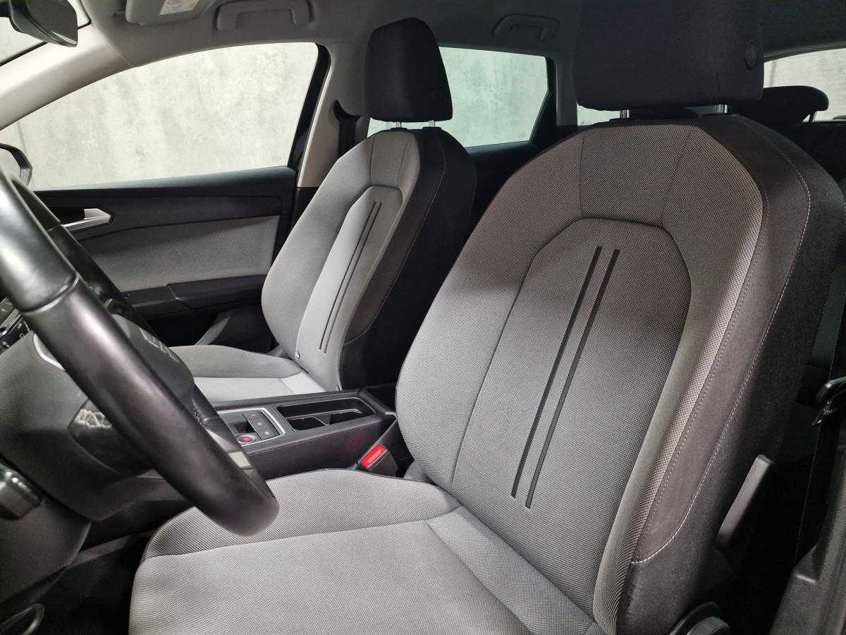 seat-leon-st-2023-gasolina-999cc