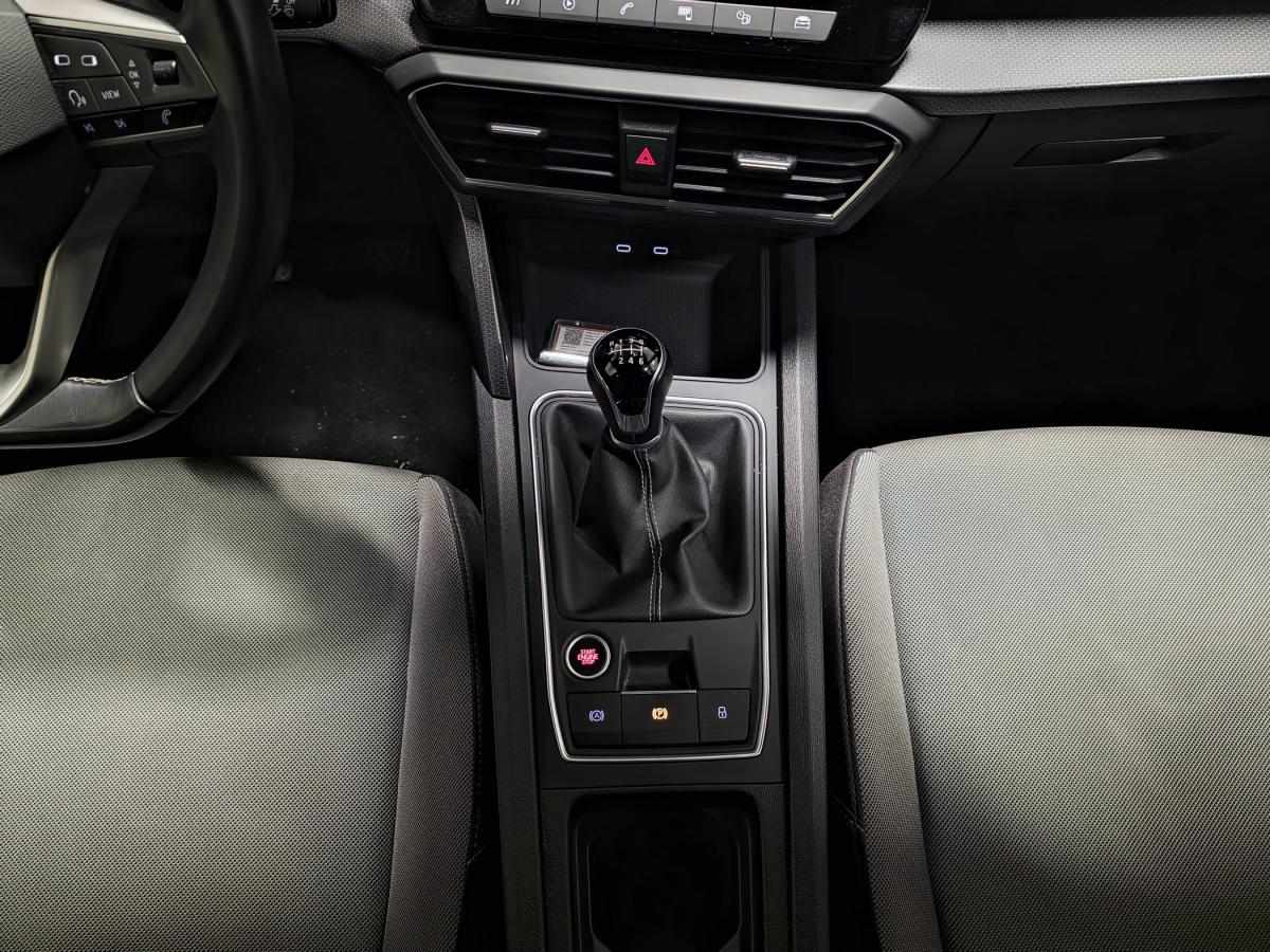 seat-leon-st-2023-gasolina-999cc
